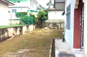 TAMAN BUKIT TERENDAK