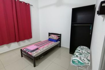 Nice Fully Furnish Single Sty Semi D Padang Temu Permata Ujong Pasir