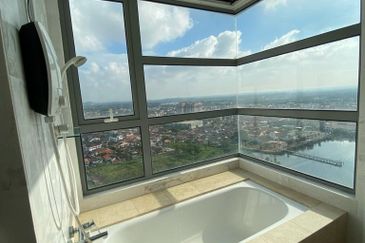 Silverscape Luxury Residences