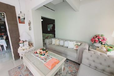 Renovated End Lot 2 Teres Desa Jaya Bukit Baru