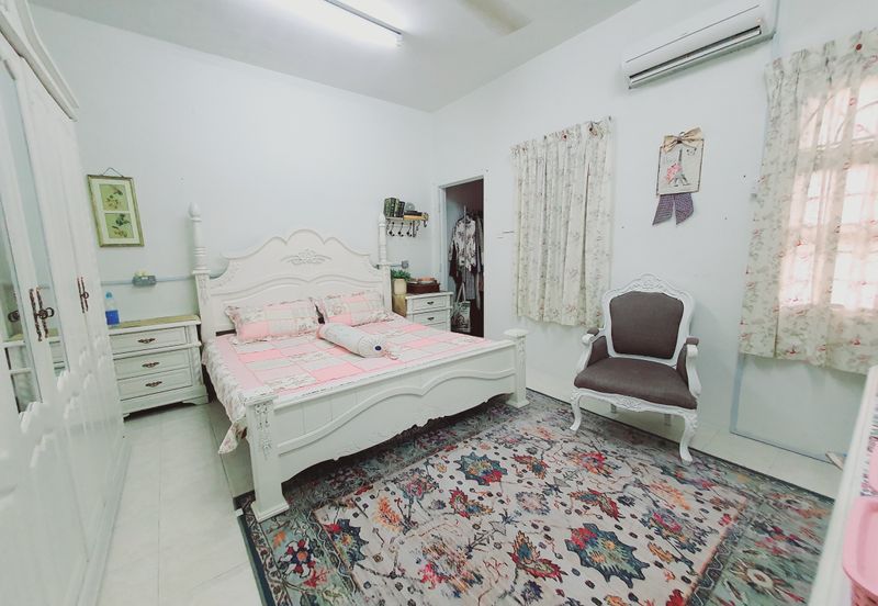 Renovated End Lot 2 Teres Desa Jaya Bukit Baru