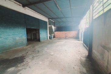 Big Factory Taman Tamby Chik Karim Batu Berendam