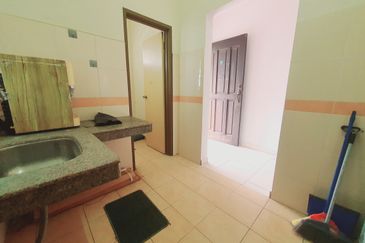 University View Apartments (Bukit Beruang Bestari)