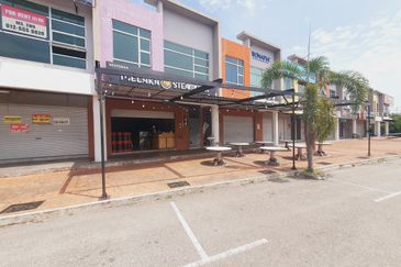 FREEHOLD Face Main Road 2 Sty Shop 22 x 74 Gangsa Avenue Batu Berendam