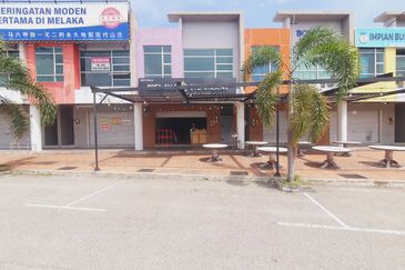 FREEHOLD Face Main Road 2 Sty Shop 22 x 74 Gangsa Avenue Batu Berendam