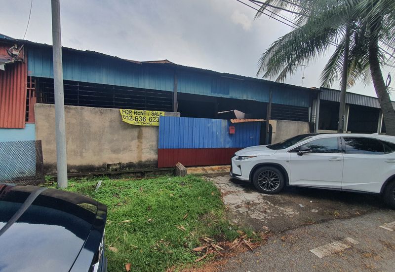 Low Price Big Factory 3200 sq.ft Taman Thamby Chik Karim Batu Berendam