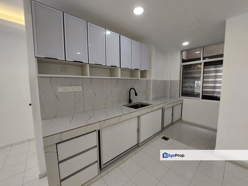 New Fully Renovated Full 100% Loan Cheng Ria Apartment Batu Berendam, Melaka, Cheng