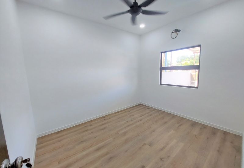 Big Freehold 20 x 80 Renovated 1 Sty Teres House Datuk Palembang Bukit Baru