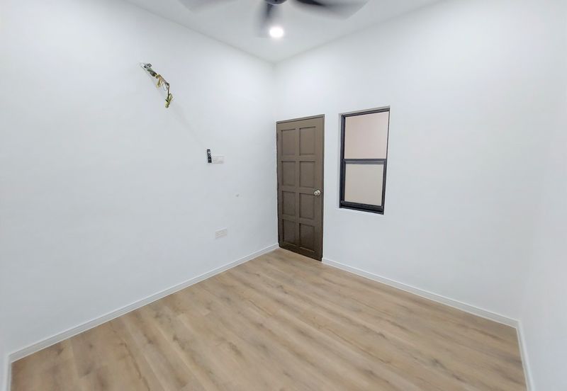 Big Freehold 20 x 80 Renovated 1 Sty Teres House Datuk Palembang Bukit Baru