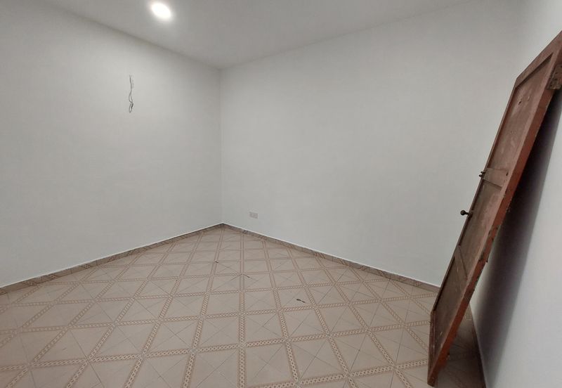 Freehold Newly Renovated 1 Sty Terrace House Bukit Serindit Bukit Piatu