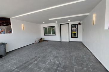 Freehold Newly Renovated 1 Sty Terrace House Bukit Serindit Bukit Piatu