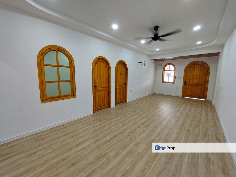 Grand Renovated 1 Sty Terrace Malim Jaya Bachang Batu Berendam, Melaka, Melaka Tengah