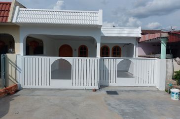 Grand Renovated 1 Sty Terrace Malim Jaya Bachang Batu Berendam