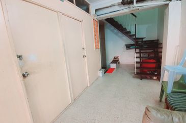 Good Investment 9 Room High Rental Income Perkota Bukit Baru Infineon