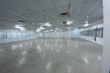 Very Big 150K sq.ft Factory Batu Berendam Industrial FTZ Melaka