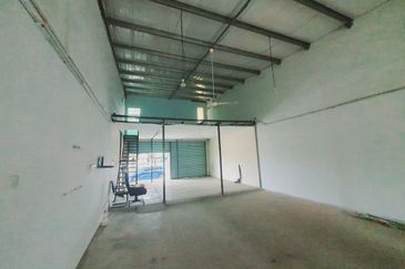 Facing Main Road Big 22 x 91 Arked Seri Bukit Rambai Tanjong Minyak Melaka