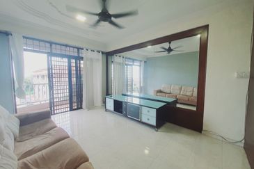 CHENG HEIGHTS CONDOMINIUM