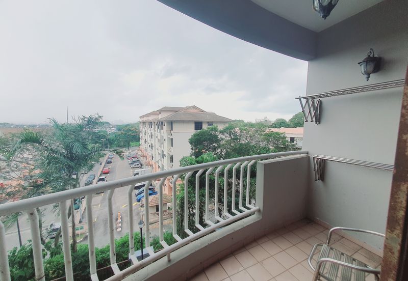 CHENG HEIGHTS CONDOMINIUM