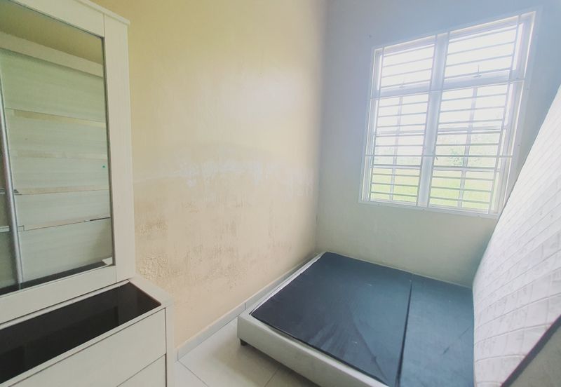 Nice Fully Furnish 1.5 Sty Bungalow House Kampung Parit Penghulu Muar 