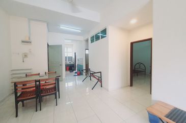 PANGSAPURI UNIVERSITY GREEN