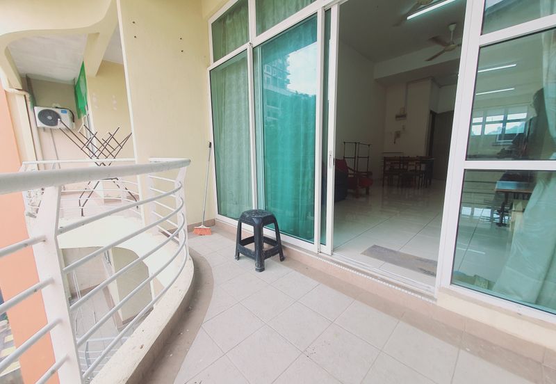 PANGSAPURI UNIVERSITY GREEN