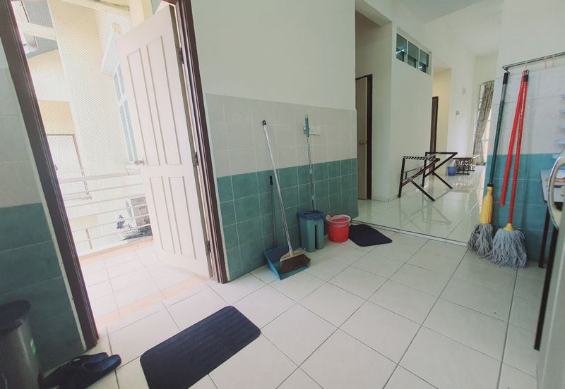 PANGSAPURI UNIVERSITY GREEN