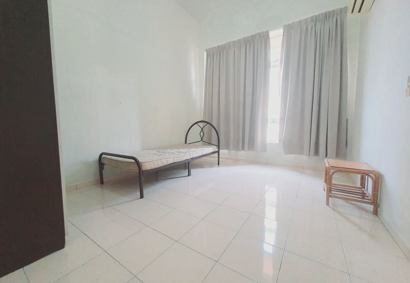 PANGSAPURI UNIVERSITY GREEN