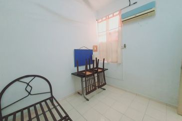 PANGSAPURI UNIVERSITY GREEN