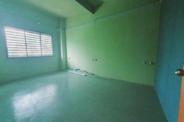 ROI 3.77% Freehold 3 Sty Putra Sentosa Hospital Manipal Bukit Baru Melaka