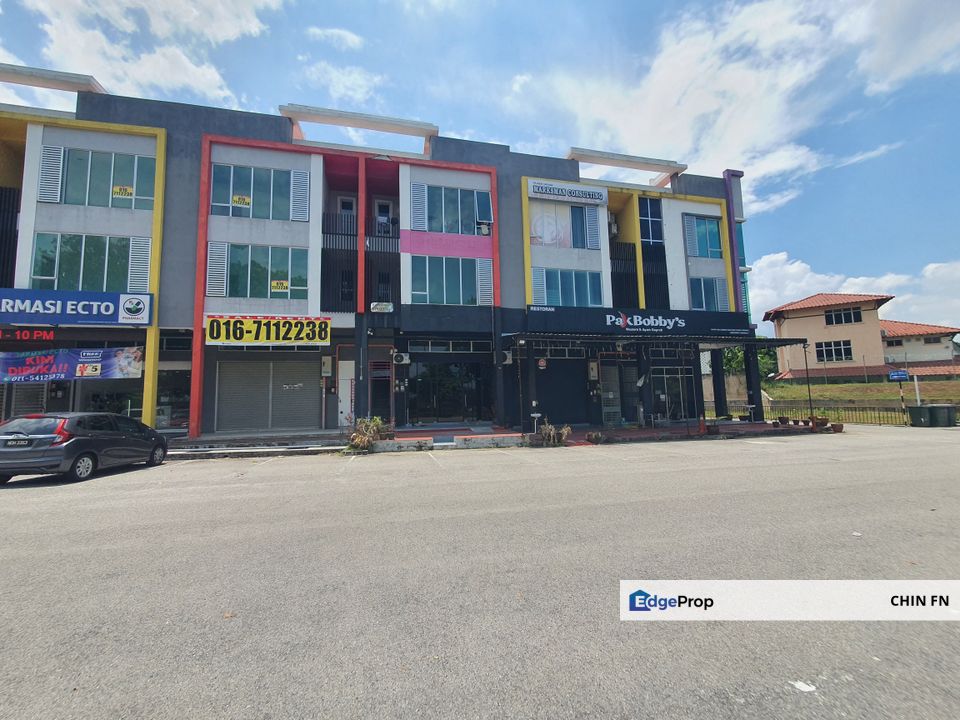 ROI 3.77% Freehold 3 Sty Putra Sentosa Hospital Manipal Bukit Baru Melaka, Melaka, Bukit Beruang