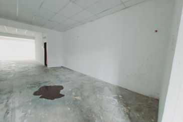 1st Floor Shop Face Main Road Paya Rumput Utama Cheng Batu Berendam Melaka