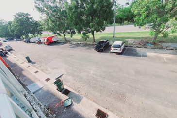 1st Floor Shop Face Main Road Paya Rumput Utama Cheng Batu Berendam Melaka