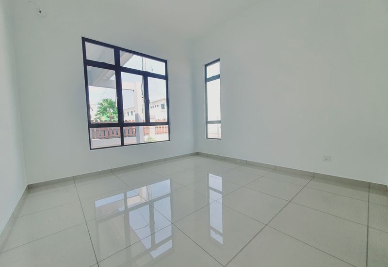 Bandar Botani Parkland