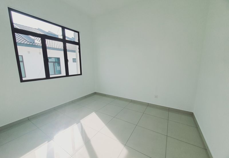 Bandar Botani Parkland