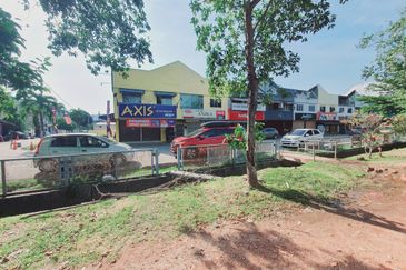 Mature Area Face Main Road Ground Floor Kesidang Anika Lorong Pandan