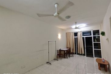 University Green Apartment