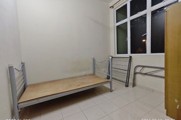 University Green Apartment