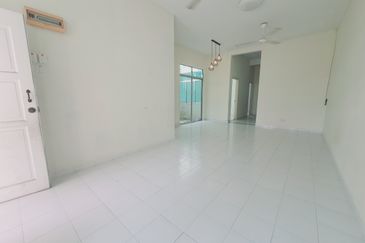 Jalan Saujana Indah 1/1