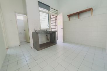 Jalan Saujana Indah 1/1