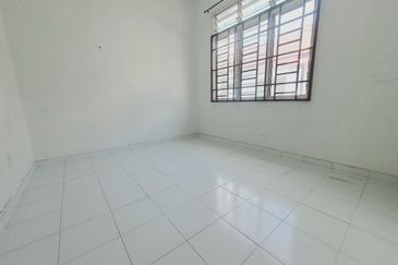 Jalan Saujana Indah 1/1