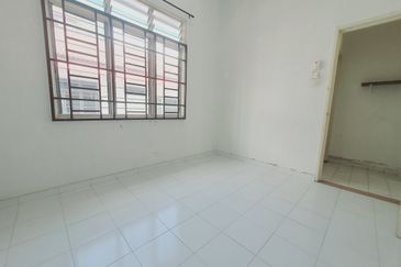 Jalan Saujana Indah 1/1