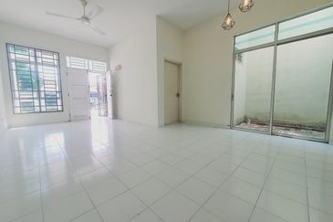 Jalan Saujana Indah 1/1