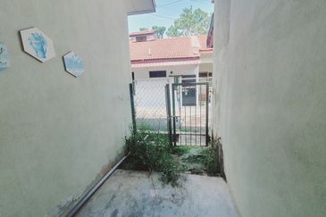 Jalan Saujana Indah 1/1