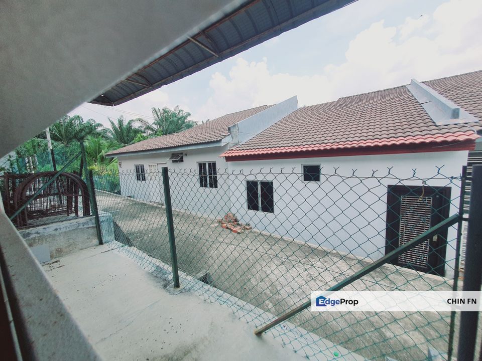 Homestay Renovate 100% Full Loan 1 Teres Belatuk Mas Durian Tunggal Melaka, Melaka, Durian Tunggal