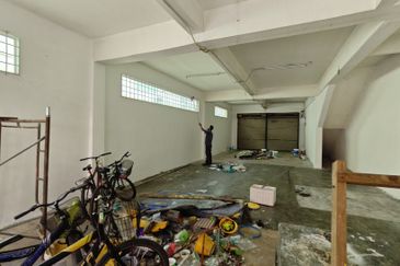 End Lot 2 Sty Shop Teknologi Cheng nr Factory Industrial Batu Berendam Melaka