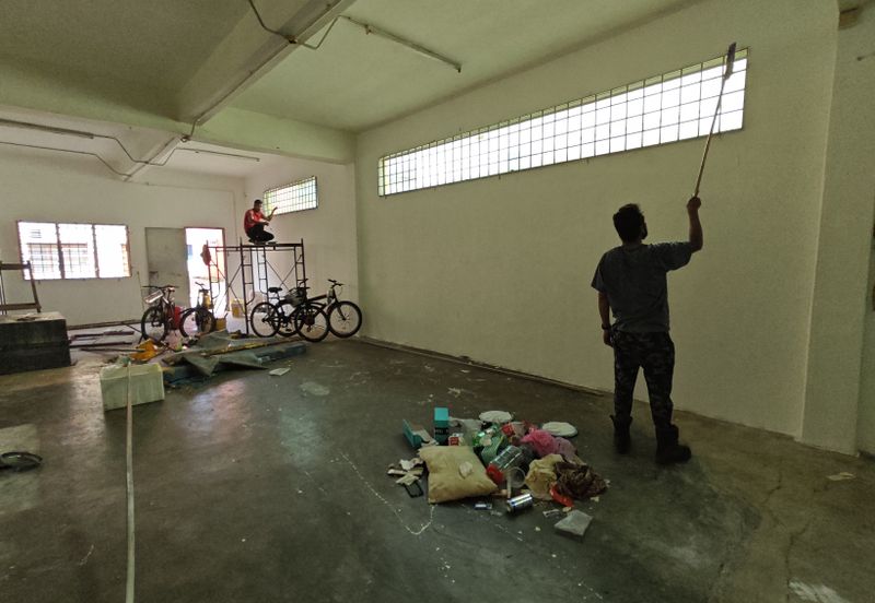 End Lot 2 Sty Shop Teknologi Cheng nr Factory Industrial Batu Berendam Melaka