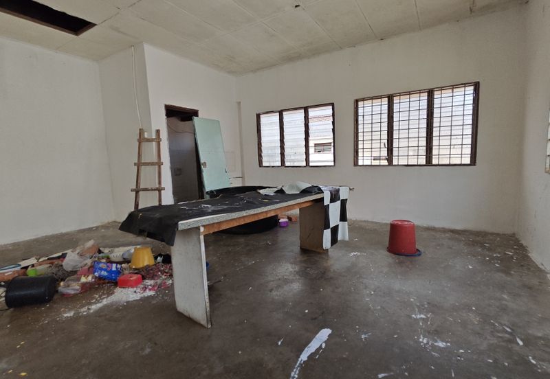 End Lot 2 Sty Shop Teknologi Cheng nr Factory Industrial Batu Berendam Melaka