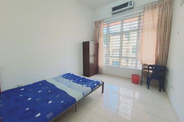 University Green Apartment