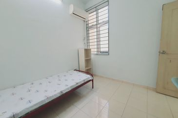 University Green Apartment