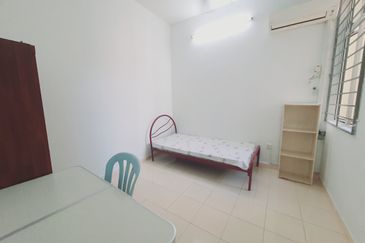 University Green Apartment